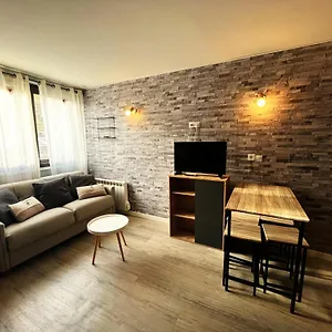 appartement-residence-armazan-pieds-de-piste.midi-pyreneeshotels.com/